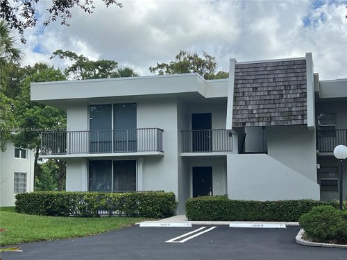 apt-106-4009 N Cypress Dr, Pompano Beach, FL, 33069-4154 | Card Image