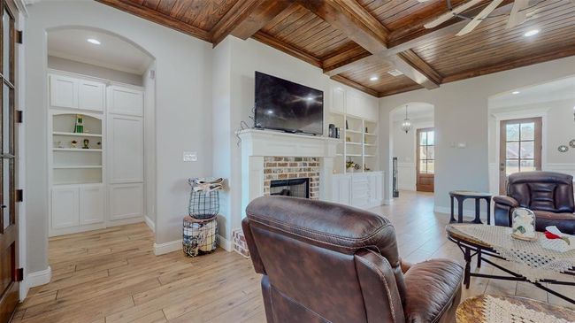 205 Talpa Trl, House other with 5 bedrooms, 4 bathrooms and 3 parking in Lumberton TX | Image 7
