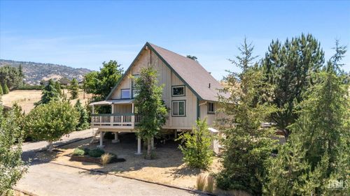 23740 Lakeview Dr, Tehachapi, CA, 93561-9189 | Card Image