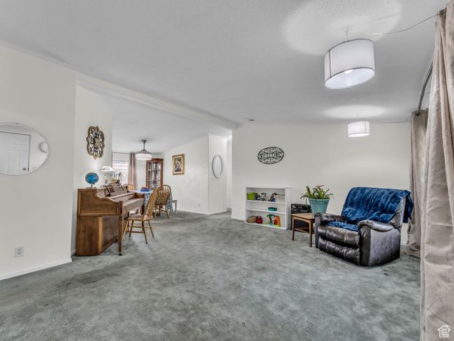 Living room / great room | Image 4
