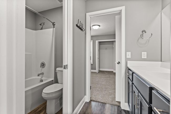 3068 Walden Dr | Image 25