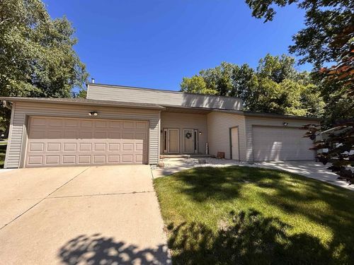 2590 Cherrywood Lane, GREEN BAY, WI, 54304 | Card Image