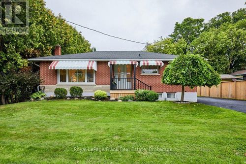 15111 Simcoe St, Port Perry, ON, L9L1J5 | Card Image