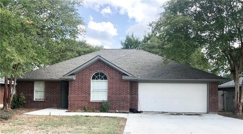 1304 Bayou Woods Dr, College Station, TX, 77840-3660 | Card Image