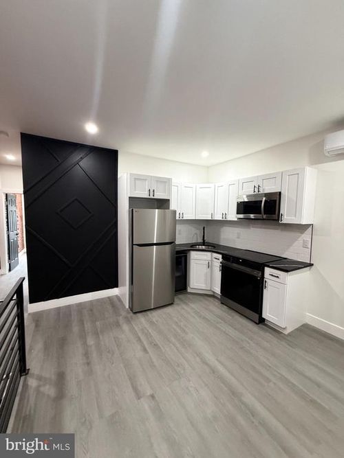 4539 N 18th St, PHILADELPHIA, PA, 19140-1014 | Card Image