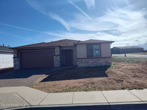 8871 N Pacific Park Dr, Prescott Valley, AZ, 86315-8910 | Card Image