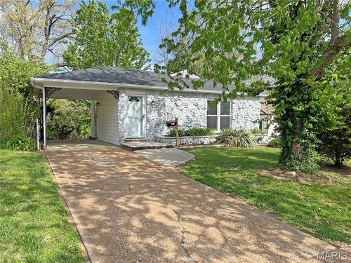 1027 Leawood Dr, Saint Louis, MO, 63126-1241 | Card Image