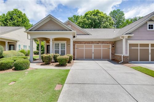 6160 Longleaf Dr, Hoschton, GA, 30548-8239 | Card Image