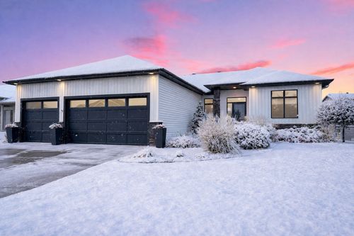 3784 Bell Blvd E, West Fargo, ND, 58078-8502 | Card Image