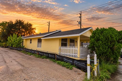 11 S D St, Lake Worth Beach, FL, 33460-3652 | Card Image