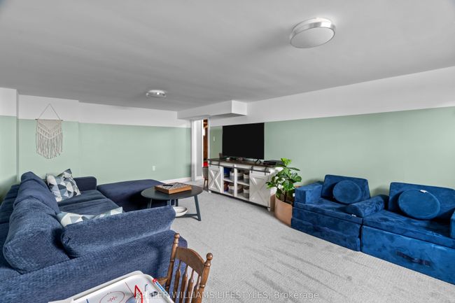 60 Main St S, House other with 3 bedrooms, 2 bathrooms and 4 parking in Forest ON | Image 26