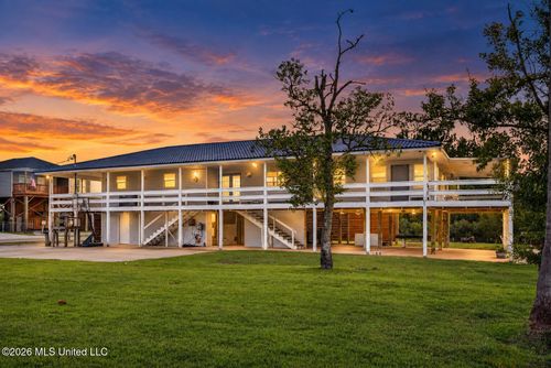 10017 Mississippi Street, Bay Saint Louis, MS, 39520 | Card Image
