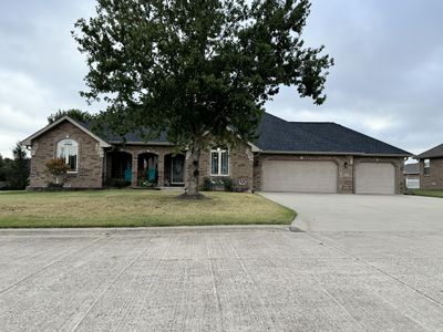 Front of Home | Image 1