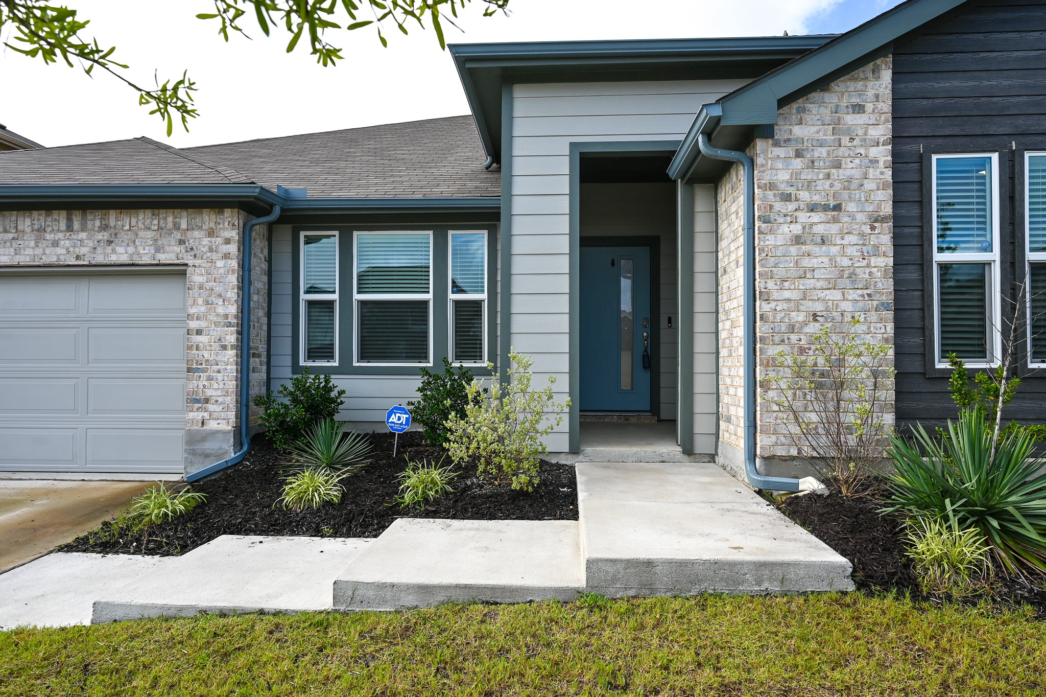 Residential Lease in Alvarado 4