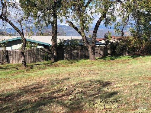 5712 Ponca Way W, Kelseyville, CA, 95451 | Card Image