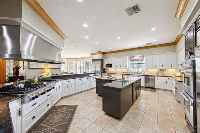 1224 Haines Rd, Home with 4 bedrooms, 7 bathrooms and 5 parking in Sheridan TX | Image 16