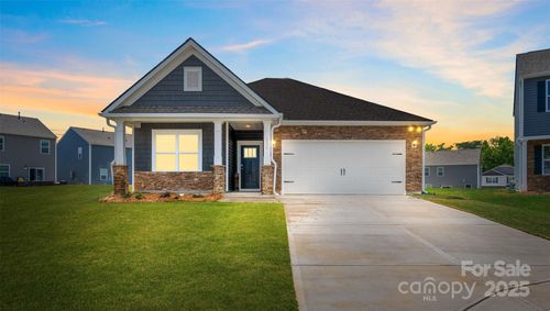 1352 Secrest Commons Dr, Monroe, NC, 28112-9628 | Card Image