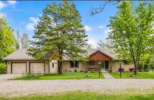 2813 Wester Bluff Rd, Fordland, MO, 65652-7367 | Card Image