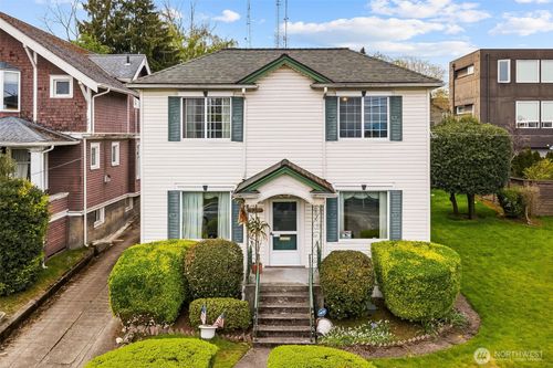 1613 24th Ave, Seattle, WA, 98122-3010 | Card Image