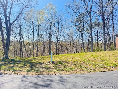 1002 Canyon Rd, New Albany, IN, 47150-9253 | Card Image