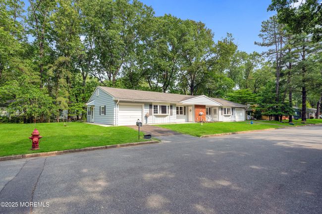 B - 5 Oregon Dr, Home with 2 bedrooms, 1 bathrooms and null parking in Whiting NJ | Image 5