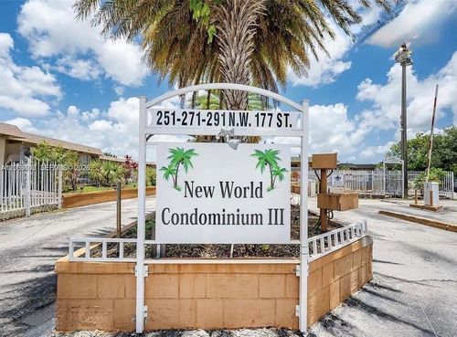 a-120-251 Nw 177th St, Miami Gardens, FL, 33169-4902 | Card Image