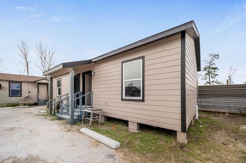 8915 Irvington Blvd, Houston, TX, 77022-2362 | Card Image