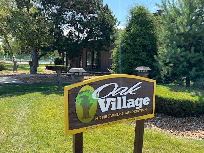 1608 - 18063 Live Oak Ct, Condo with 2 bedrooms, 2 bathrooms and 2 parking in Tinley Park IL | Image 33