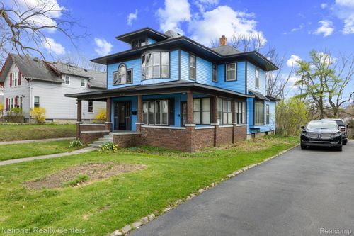 404 Main St, Fenton, MI, 48430-2134 | Card Image