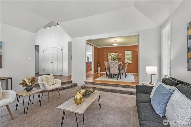 16005 Ne 160 Th St, House other with 4 bedrooms, 3 bathrooms and 3 parking in Woodinville WA | Image 4
