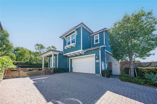 4742 Wentworth Cir, Huntington Beach, CA, 92649-6415 | Card Image