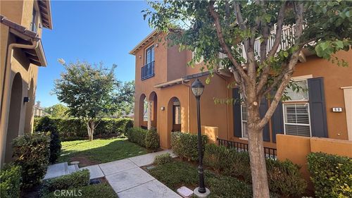 70 Chula Vis, Irvine, CA, 92602-0951 | Card Image