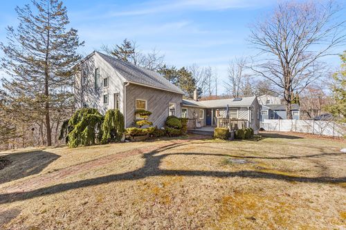 40 Maple Rd, Lake Peekskill, NY, 10537-1413 | Card Image