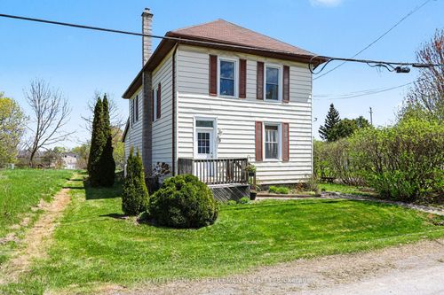 9 Jubilee St, Smiths Falls, ON, K7A2W9 | Card Image