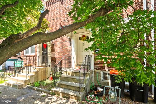 802 E 15th St, CHESTER, PA, 19013-5805 | Card Image