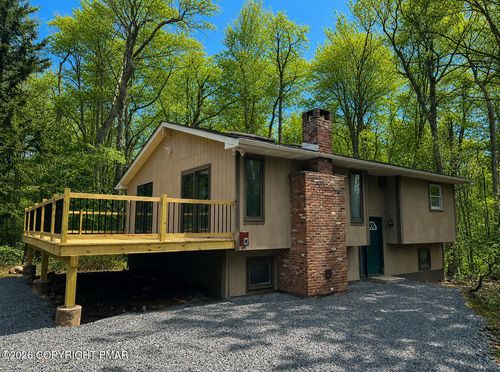 9121 Brandywine Dr, Tobyhanna, PA, 18466-3604 | Card Image