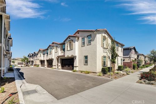 7354 Freesia Ln, Chino, CA, 91708-9152 | Card Image