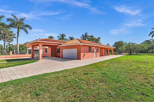 279 Nw 119th Ave, Miami, FL, 33182-1329 | Card Image
