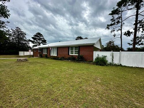 23 W Bostick Ave, Lakeland, GA, 31635-6656 | Card Image