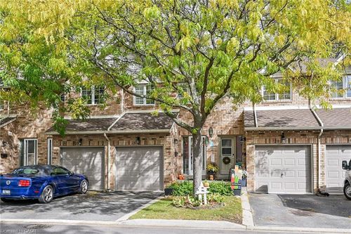 28-2015 Cleaver Ave, Burlington, ON, L7M4J7 | Card Image