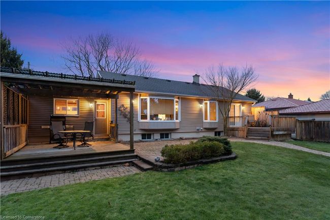 13 Lorimer St, House other with 3 bedrooms, 2 bathrooms and 7 parking in Fonthill ON | Image 4