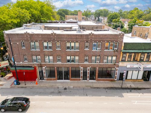 3905 W Lawrence Ave, CHICAGO, IL, 60625-6211 | Card Image