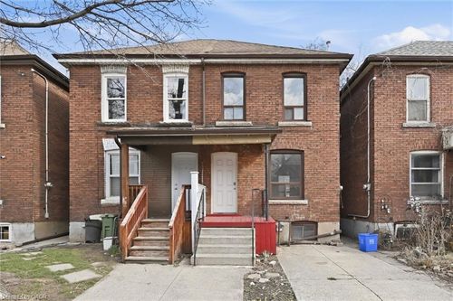 761 Cannon St E, Hamilton, ON, L8L2H1 | Card Image