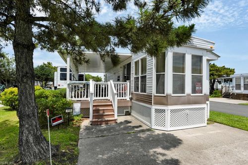 198-3665 Sandpiper Road, Virginia Beach, VA, 23454 | Card Image
