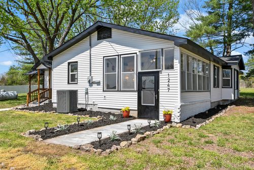 1247 State Hwy N, Clever, MO, 65631-6500 | Card Image