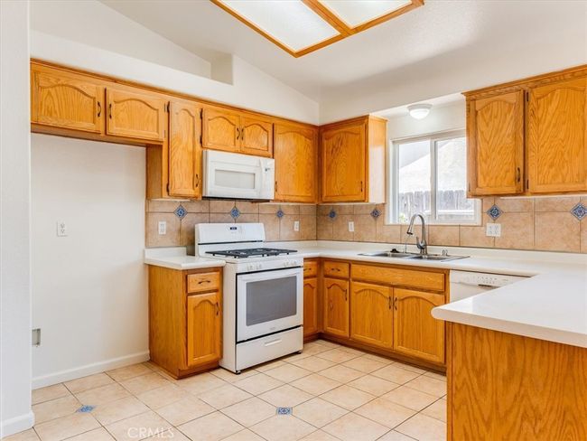 220 N Burton St, House other with 3 bedrooms, 2 bathrooms and 2 parking in Nipomo CA | Image 15