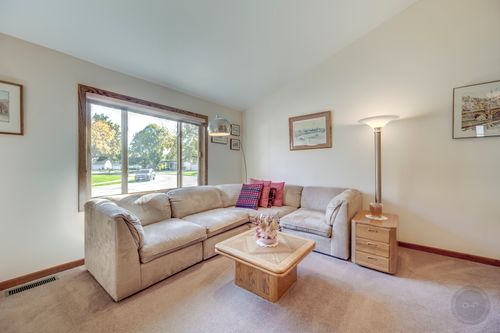 1259 Natchez Trace Cir, Naperville, IL, 60540-7154 | Card Image