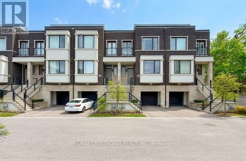 114 Genuine Lane, Richmond Hill, ON, L4B0E5 | Card Image