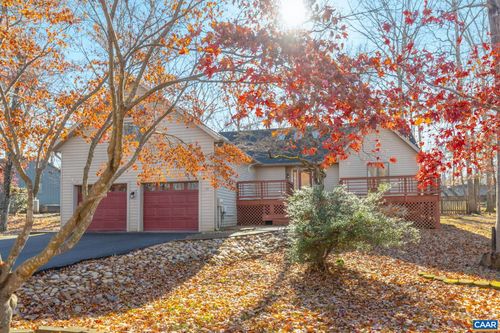 30 Colonial Rd, PALMYRA, VA, 22963-2207 | Card Image