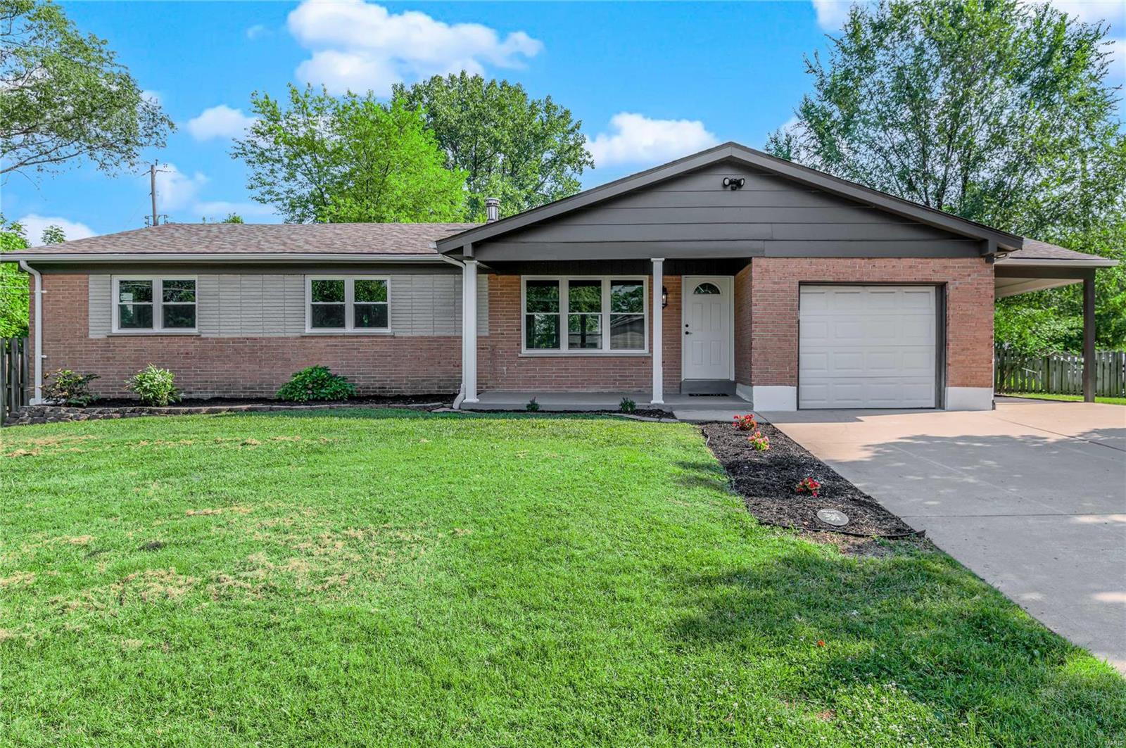 Twillman Dr, Saint Charles, MO 63301